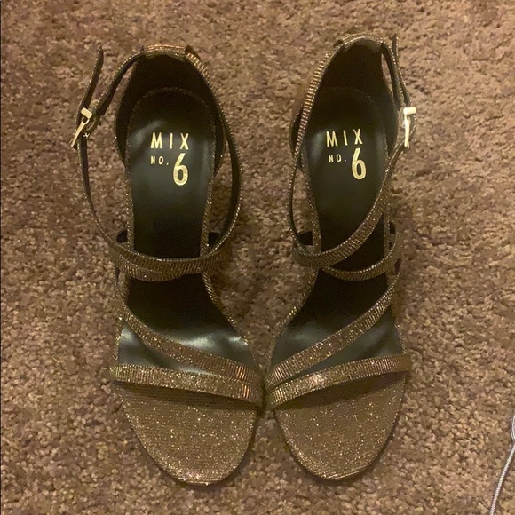 Highheels - Picture 1 of 5